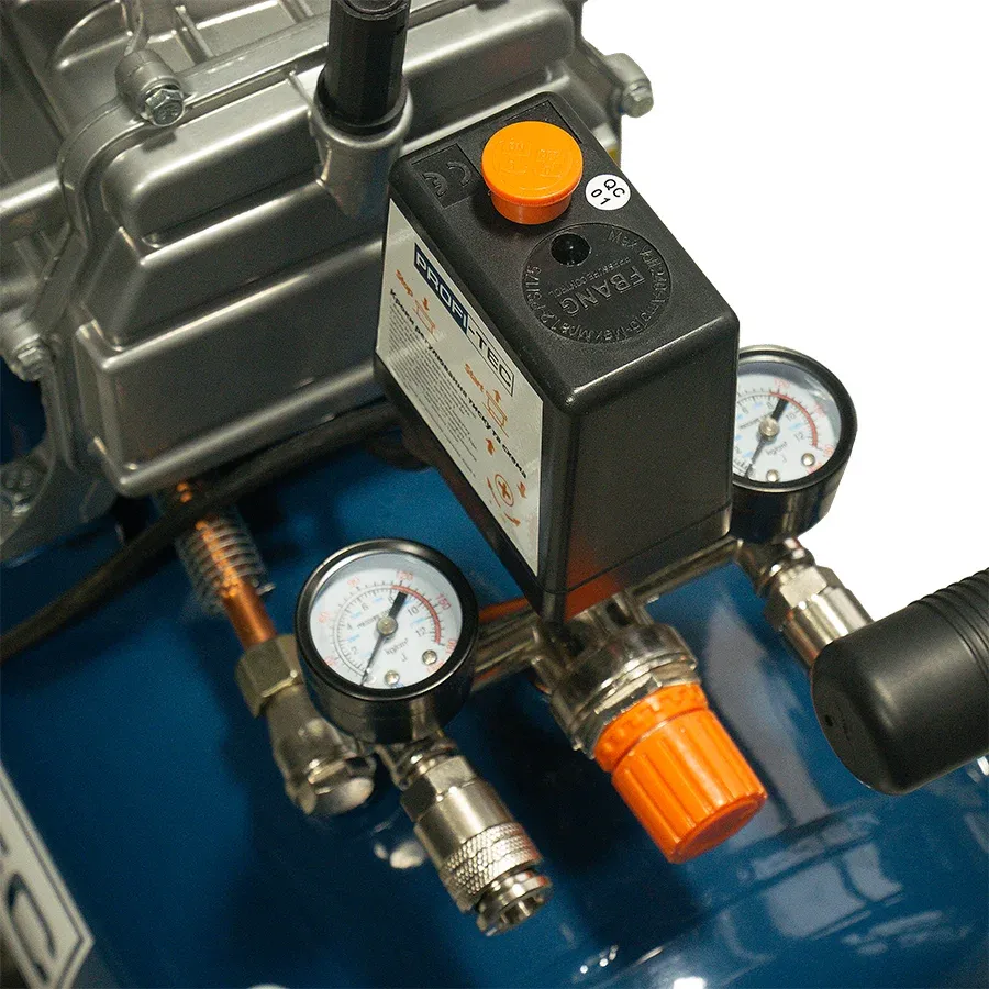 Компресор масляний PROFI-TEC OC-50